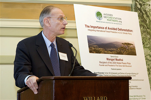 picture of Ambassador Stuart Eizenstat